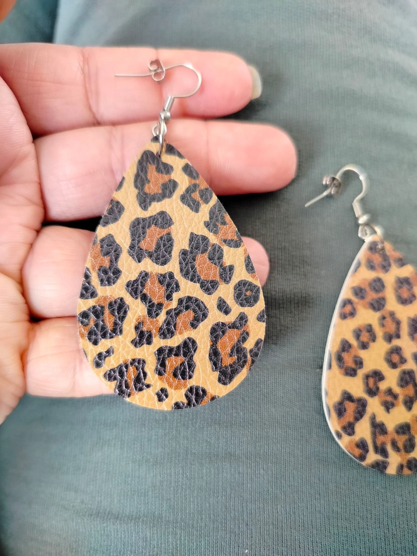 Stainless steel leopard bohemian style earrings – photo 2
